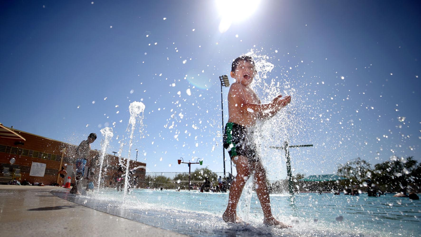 4 áreas con chorritos y 4 albercas abren el lunes en ճܳó